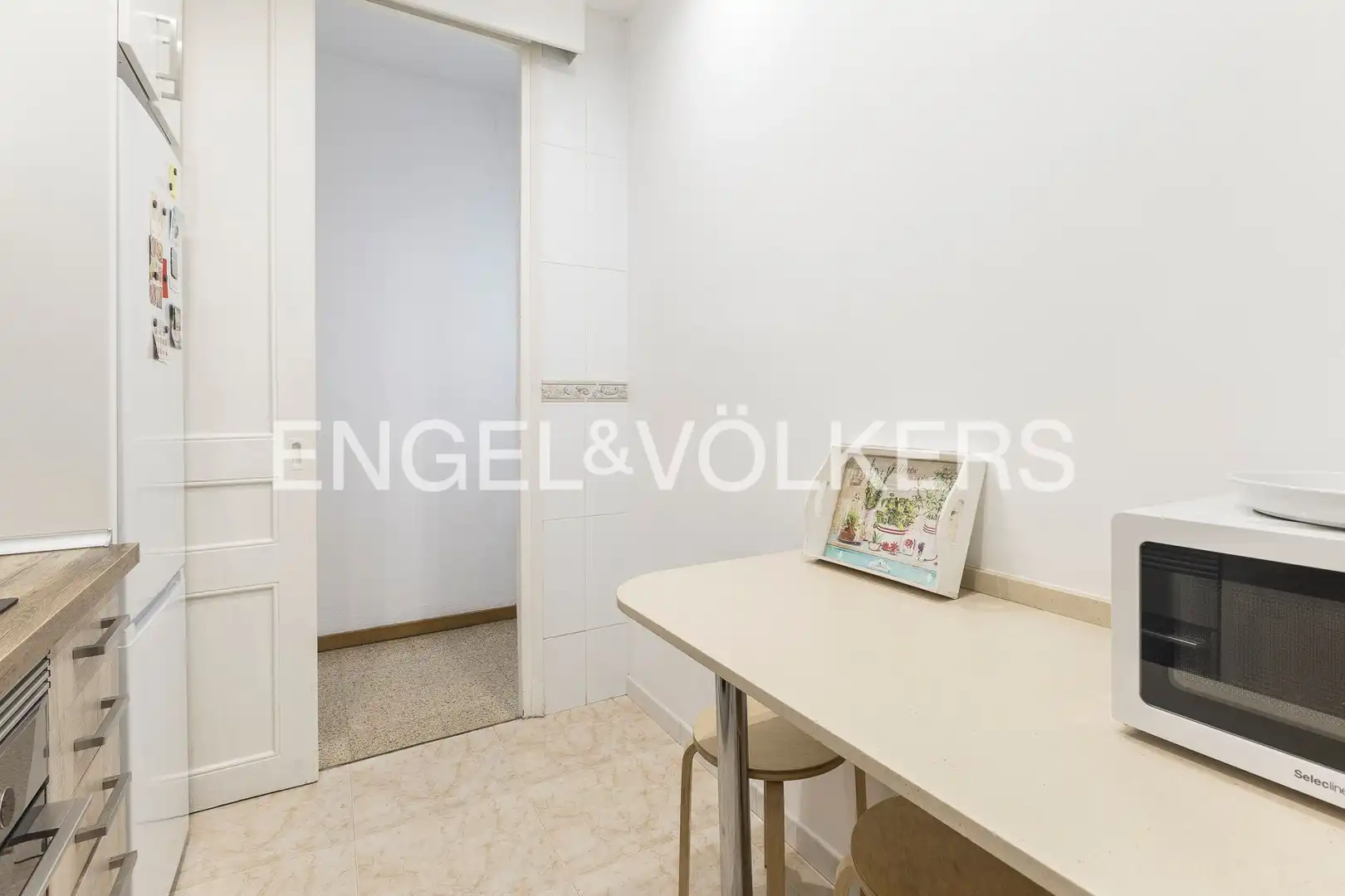 Flat for sale in Barcelona  with Air Conditioner, Heating and Terrace