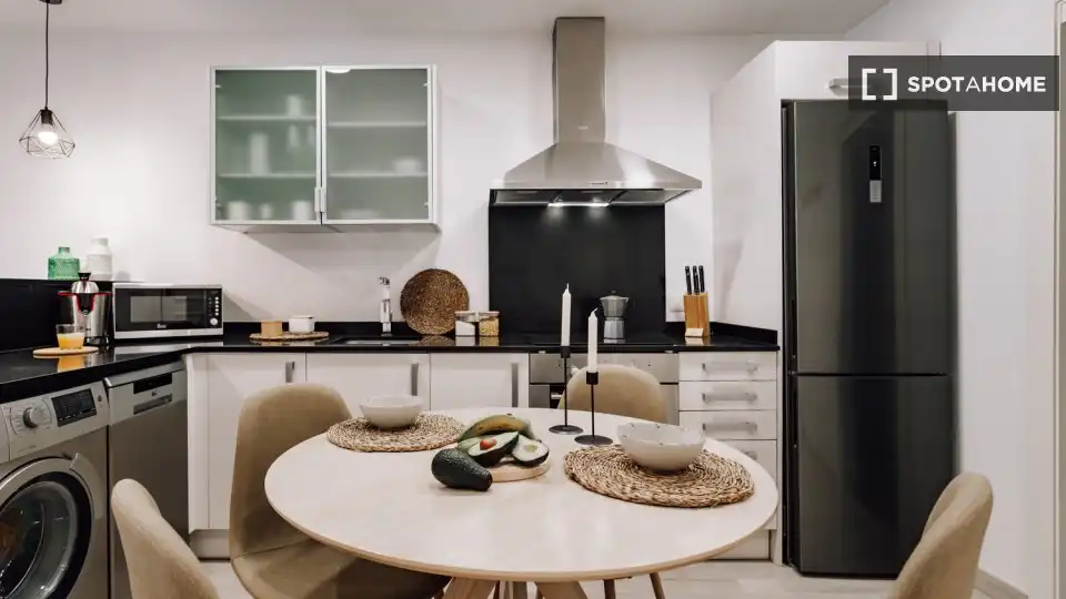 Flat with terrace to rent in Eixample, imagen 6