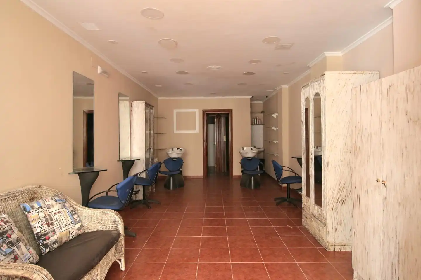 Business premises for sale in Carreño Miranda 56, imagen 13