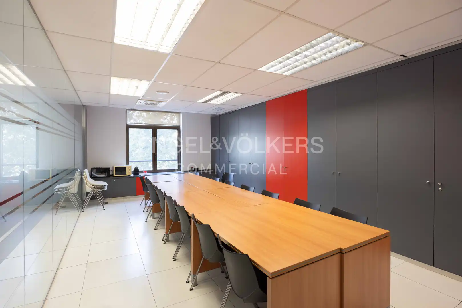 Office for rent in Barcelona  with Air Conditioner