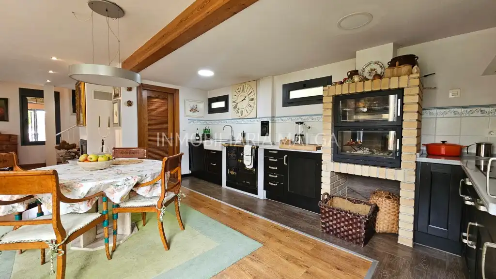 Cocina de Casa o chalet en venta en Colunga con Calefacción, Jardín privado y Parquet