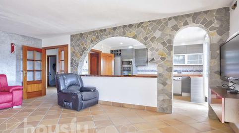 Foto 2 de Casa adosada en venda a Carrer de Lleó, ., Ca n'Oriol, Rubí