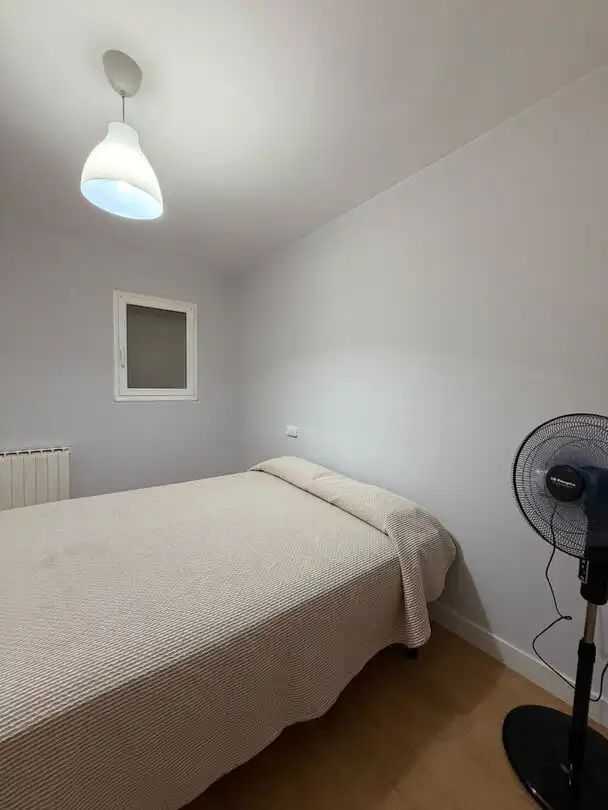 Schlafzimmer von Wohnung zur Miete in Gijón  mit Heizung und Terrasse