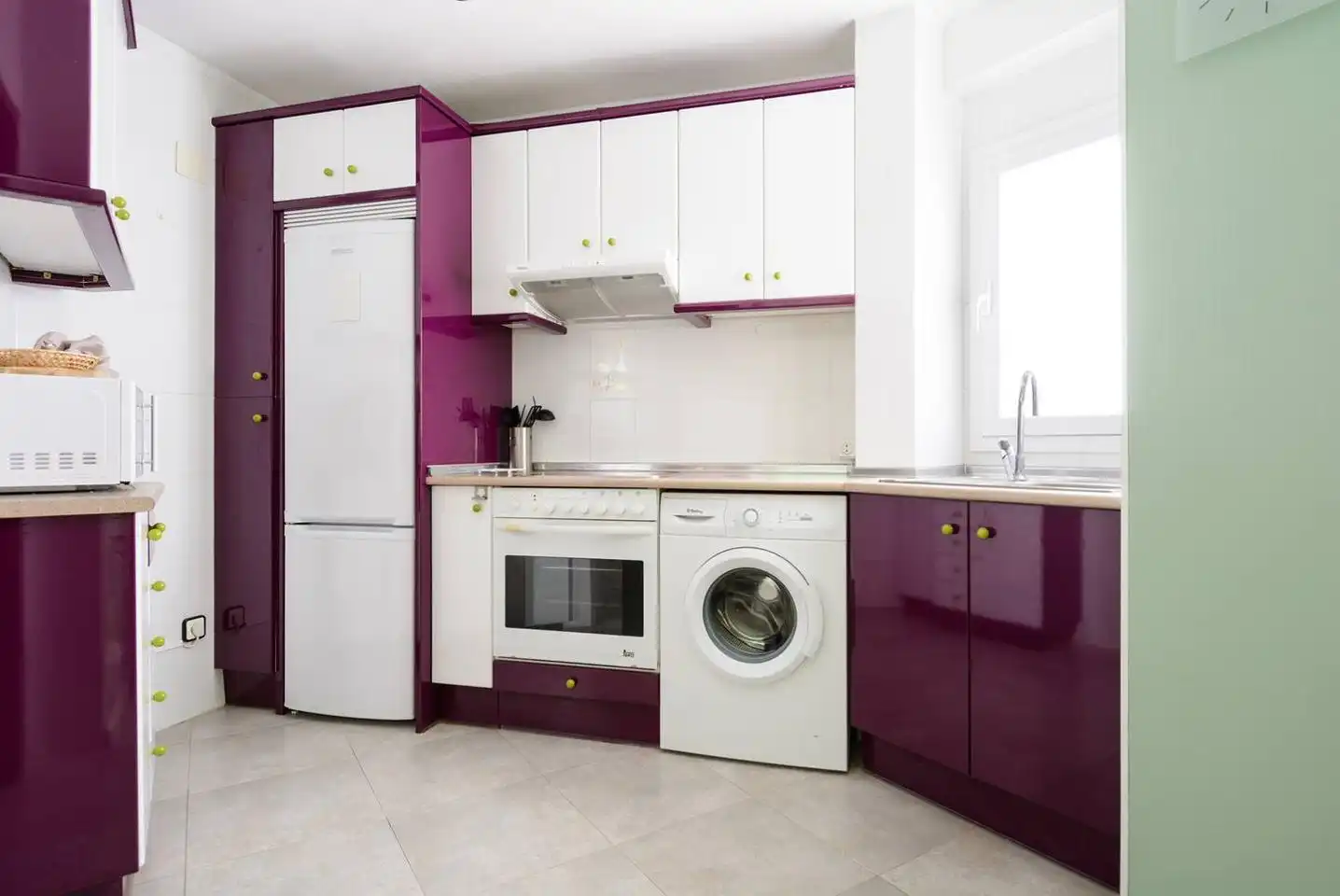 Cocina de Piso de alquiler en Zaragoza con Aire acondicionado, Amueblado y Internet