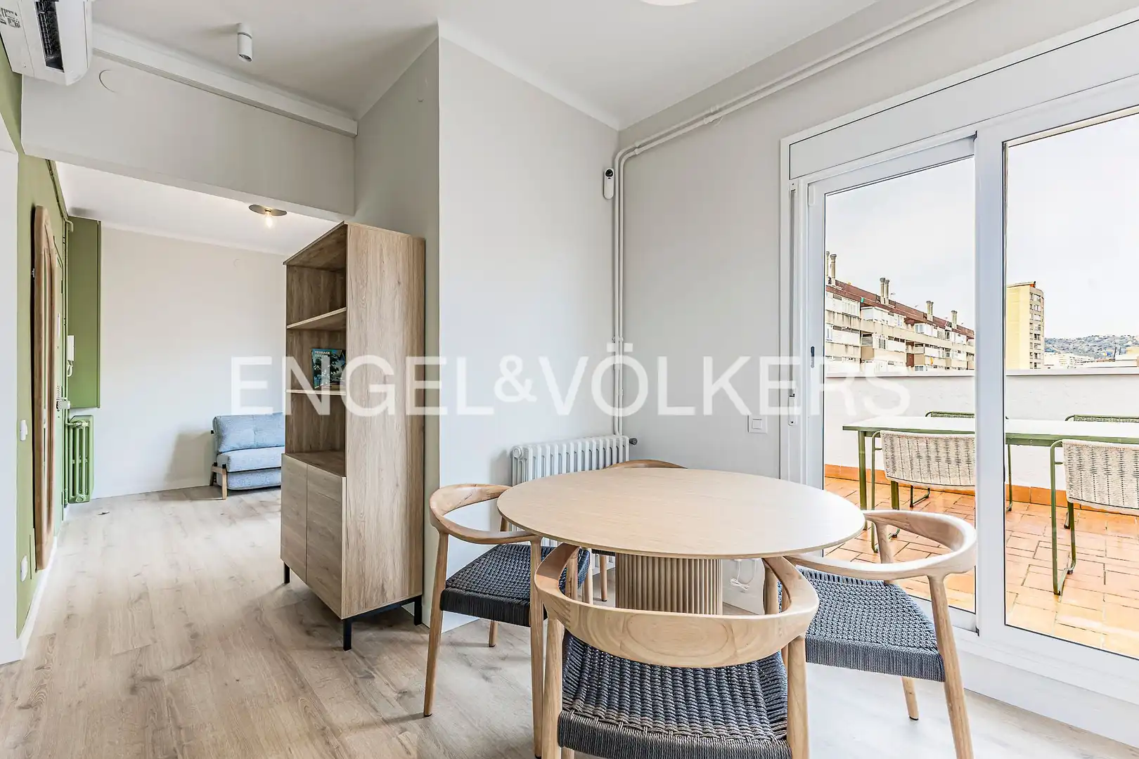 Comedor de Ático de alquiler en Barcelona con Aire acondicionado, Calefacción y Parquet
