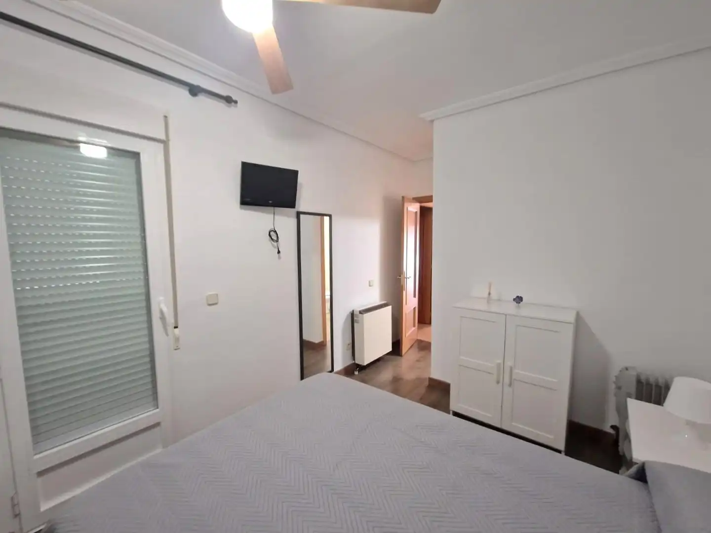 Bedroom of Flat for rent in Plasencia  with Air Conditioner and Heating