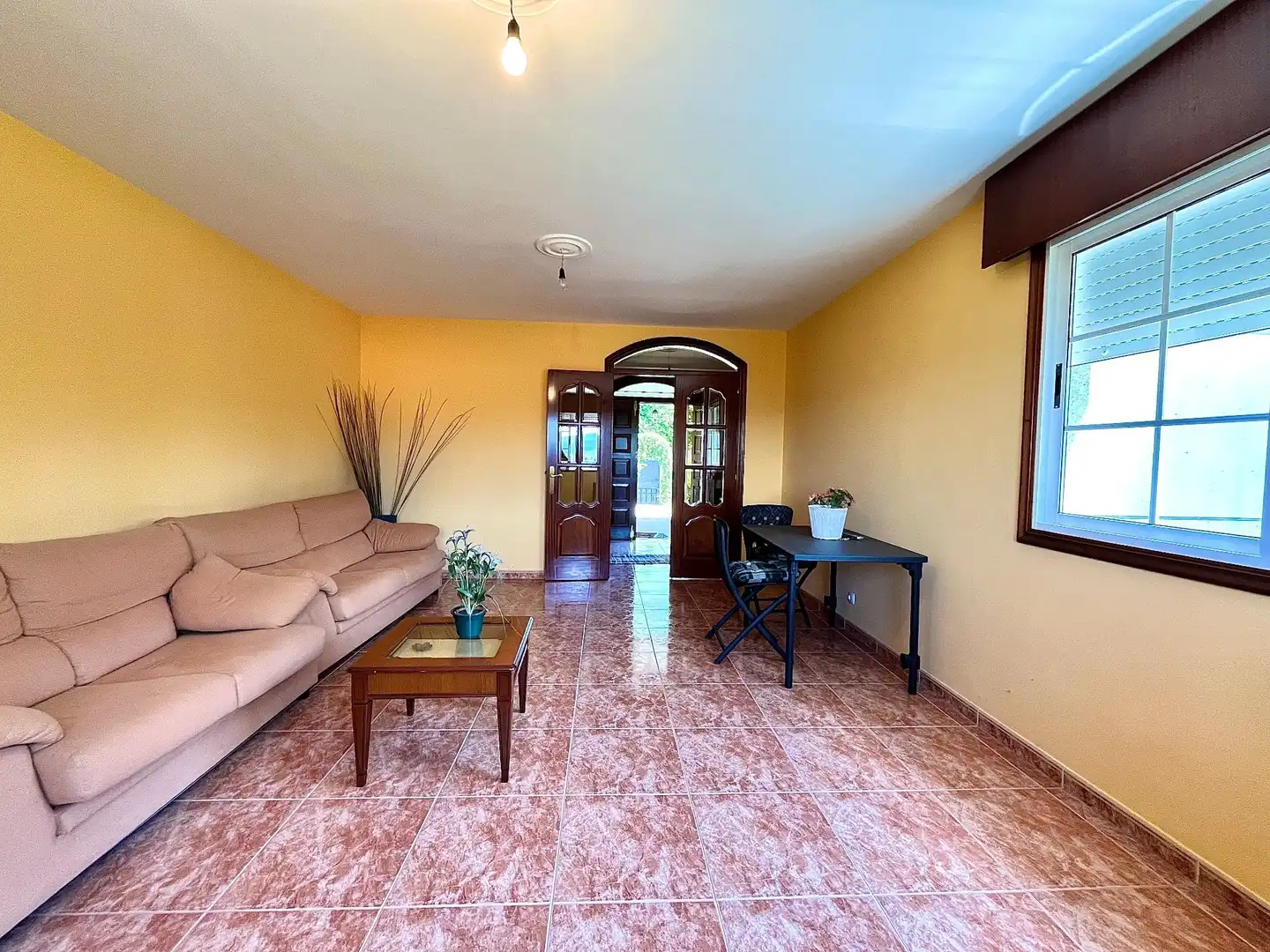 Sala de estar de Casa o chalet en venta en Cambre  con Jardín privado
