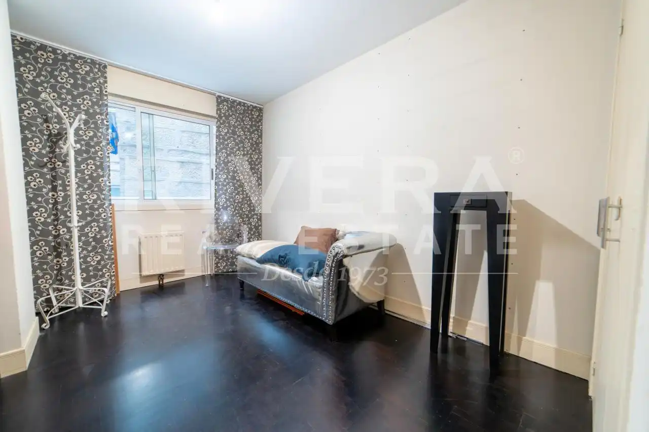 Flat for sale in Vigo   with Heating