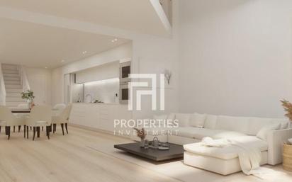 Sala d'estar de Dúplex en venda en  Barcelona Capital amb Aire condicionat, Calefacció i Alarma