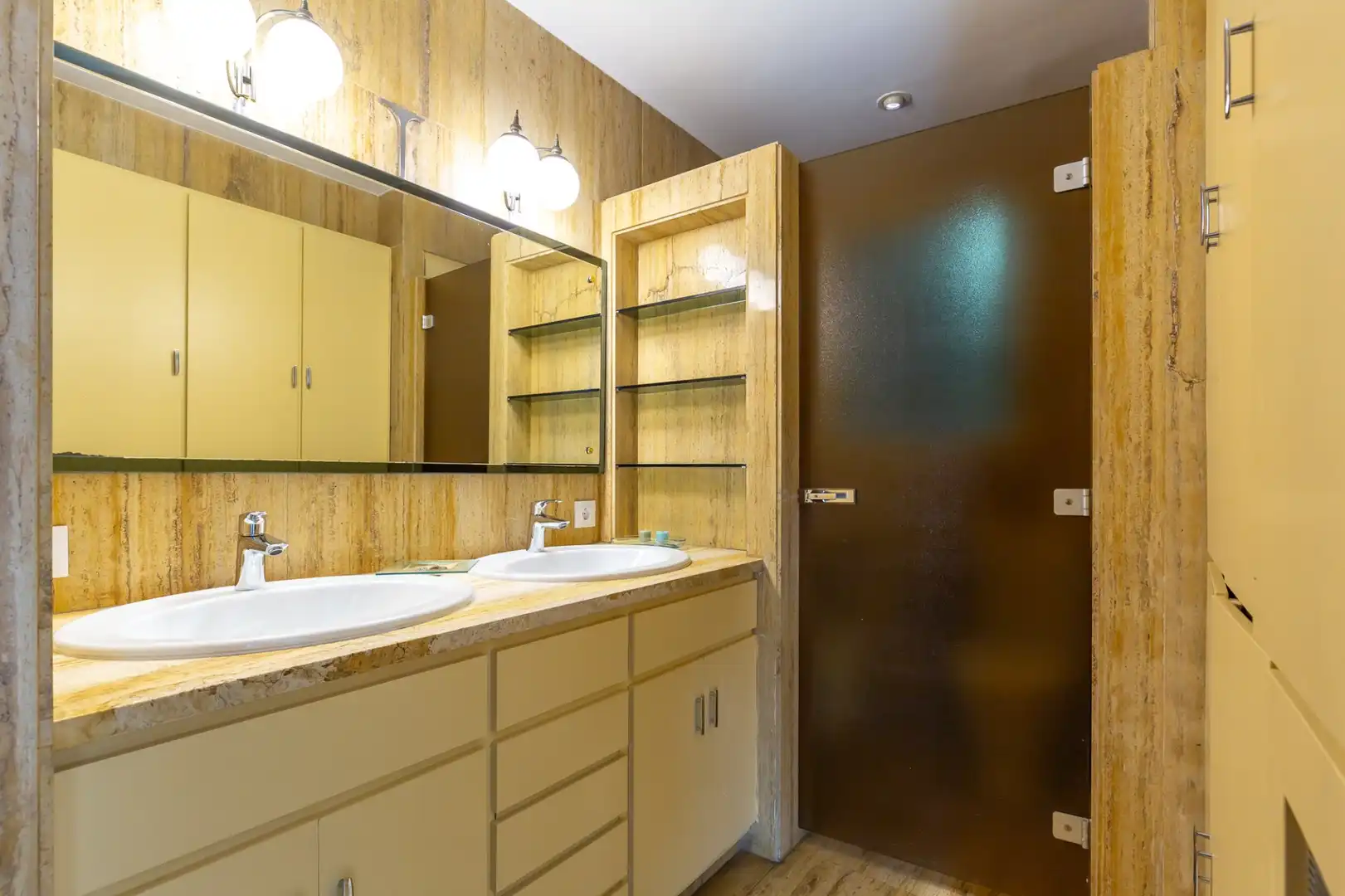Bathroom of Office for rent in Sarrià - Sant Gervasi