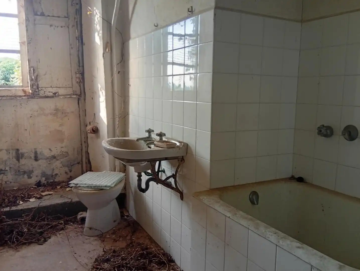 Bany de Casa adosada en venda en Cabanas amb Balcó