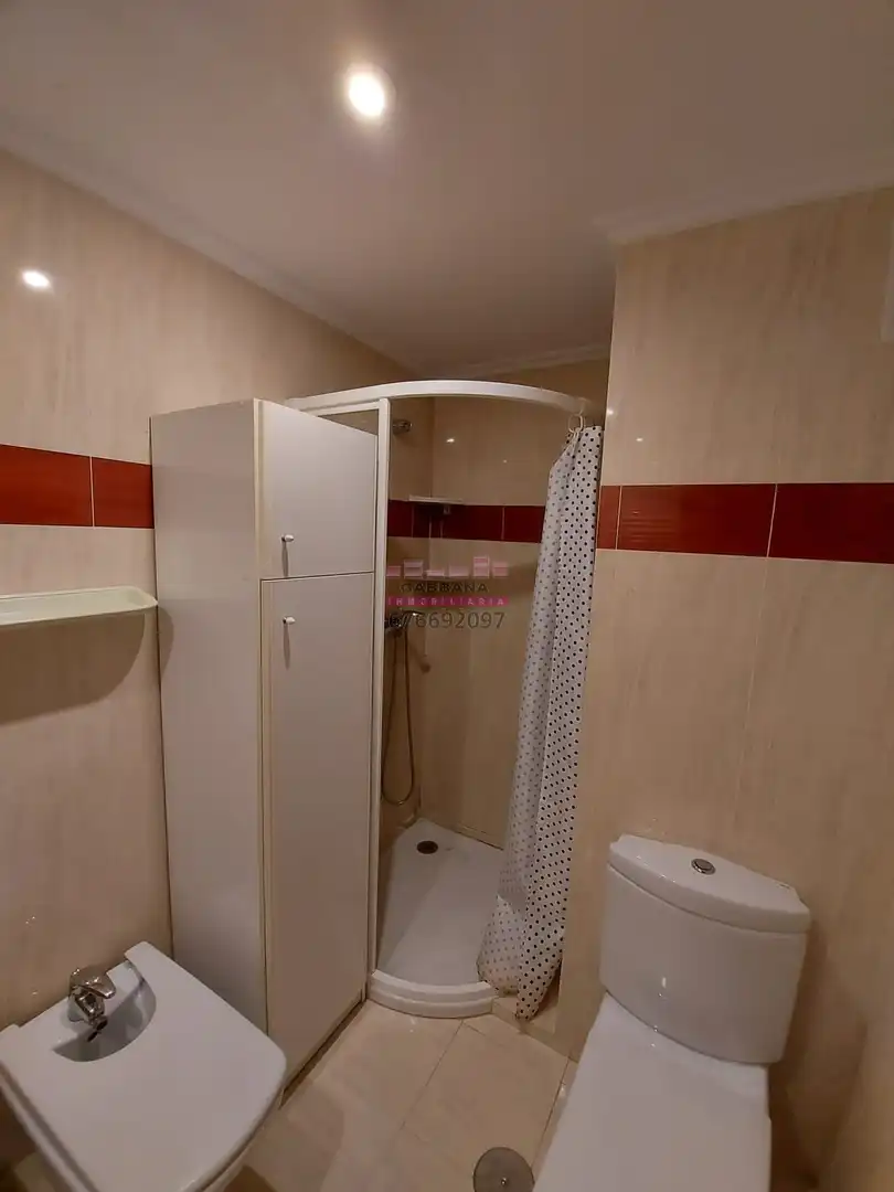 Flat for rent in Rúa de Urzáiz, Centro - Areal