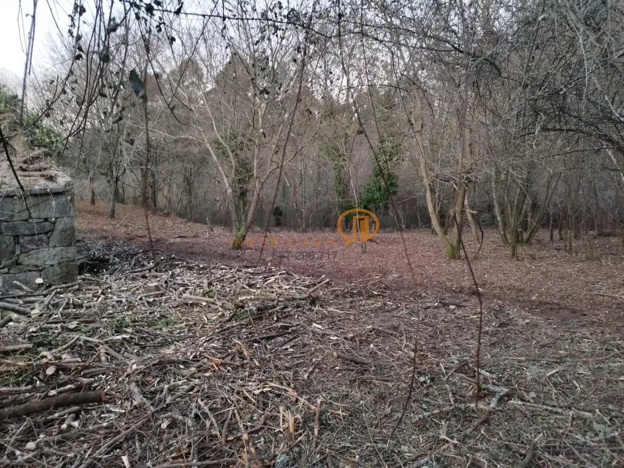 Finca rústica en venda en Pontevedra Capital  amb Jardí privat