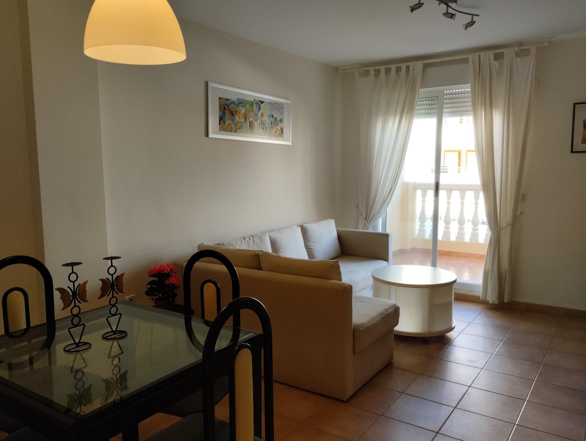Sala de estar de Casa adosada en venta en Oliva con Calefacción, Jardín privado y Terraza