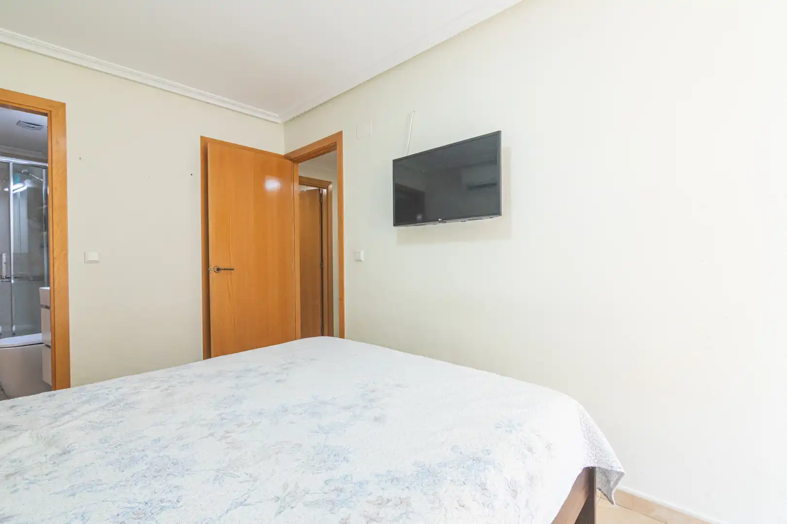 Dormitori de Pis en venda en Santa Pola amb Aire condicionat, Terrassa i Moblat