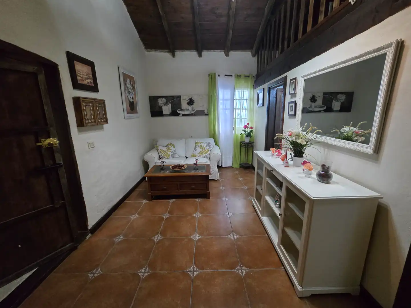 Sala d'estar de Casa o xalet en venda en Arona amb Aire condicionat, Calefacció i Jardí privat