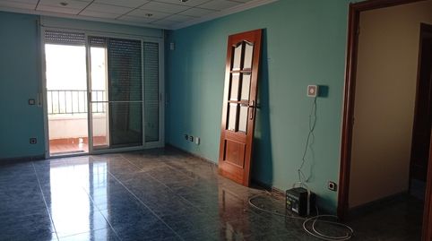 Foto 2 de Piso en venta en Carrer del Morell, Llevant, Reus