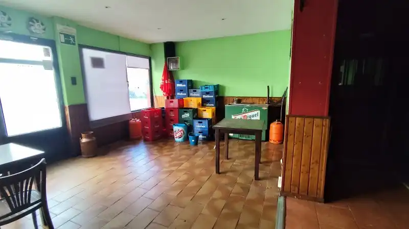 Local en venda en Pravia