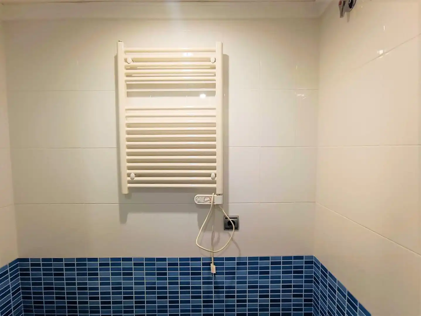Baño de Apartamento en venta en Águilas con Aire acondicionado, Calefacción y Jardín privado