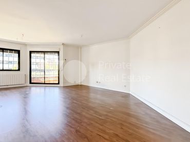 Flat with pool for sale in Golf - El Carralero