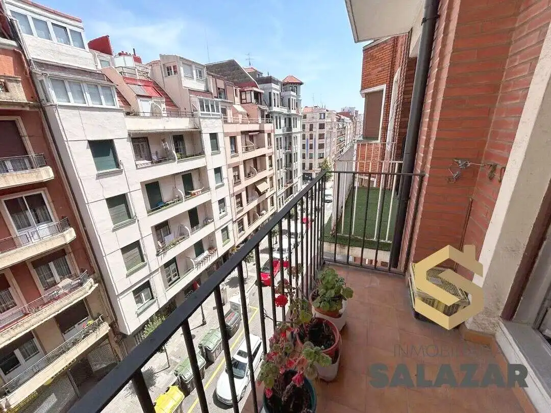 Terraza de Piso de alquiler en Bilbao  con Calefacción y Terraza