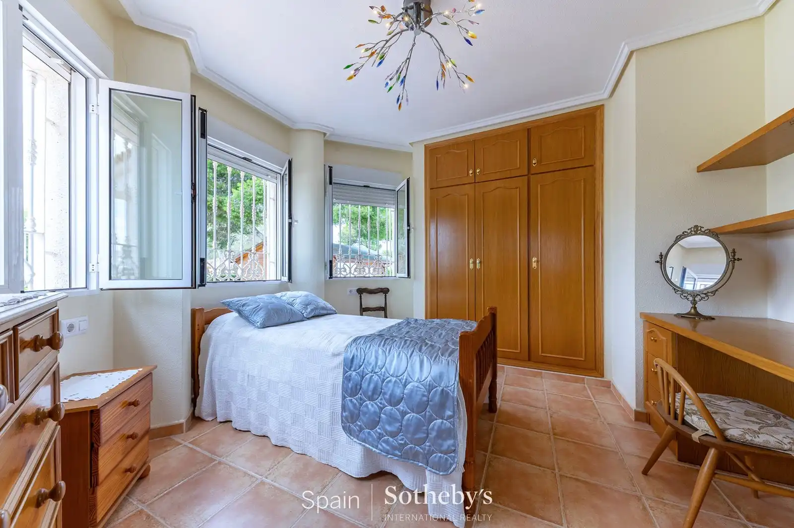 Habitación de Casa o chalet en venta en Pilar de la Horadada con Aire acondicionado, Calefacción y Jardín privado