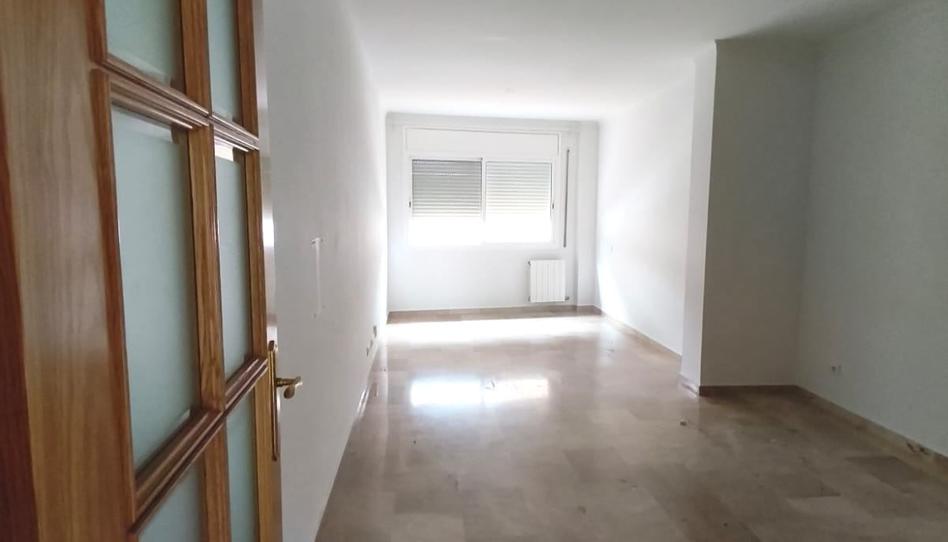 Foto 1 de Planta baja de alquiler en La Serreta, Barcelona