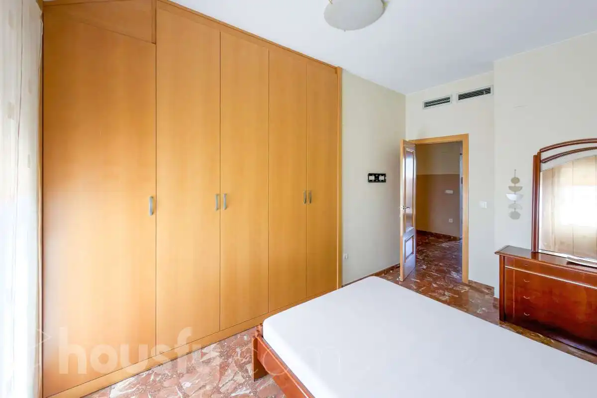 Habitación de Ático en venta en Vila-real con Aire acondicionado, Calefacción y Terraza