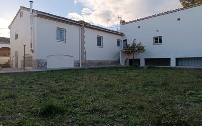 Vista exterior de Casa o xalet de lloguer en Banyoles amb Calefacció i Jardí privat