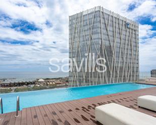 Swimming pool of Apartment for sale in  Barcelona Capital  with Terrace and Community pool
