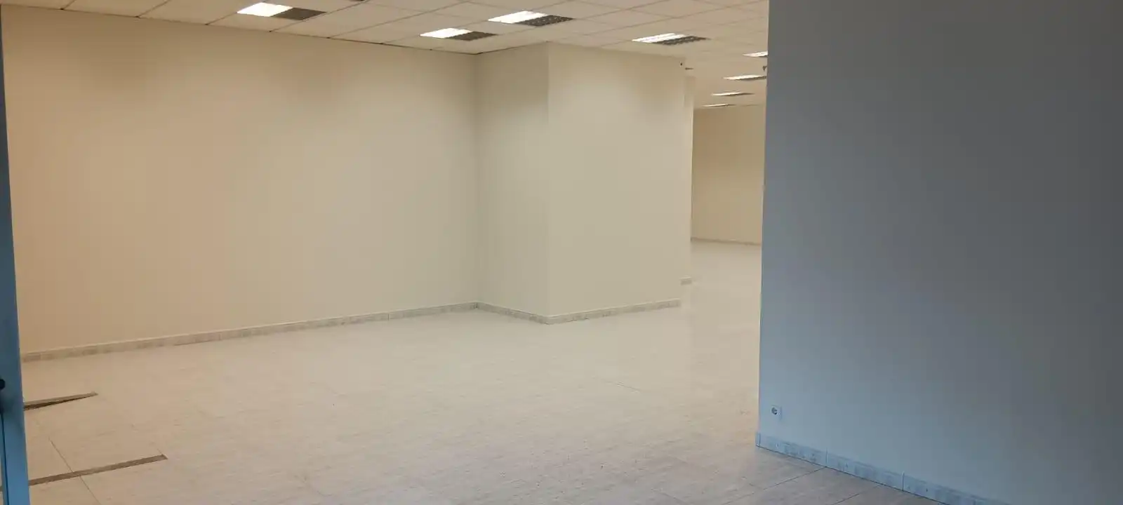 Geschaftsraum zur Miete in Roda de Ter