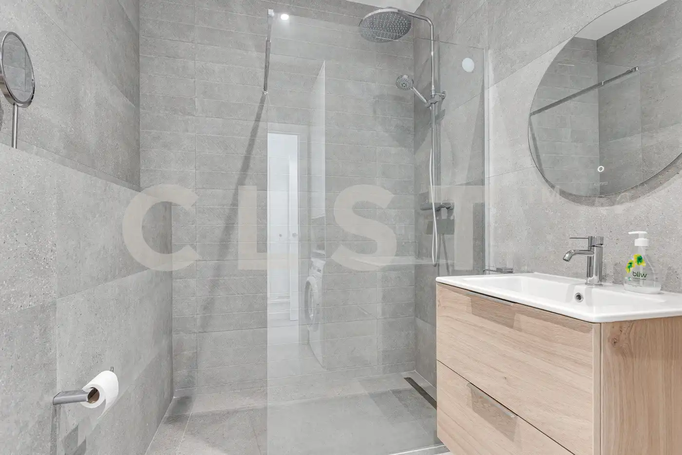 Badezimmer von Dachboden zur Miete in Barcelona mit Klimaanlage, Heizung und Terrasse