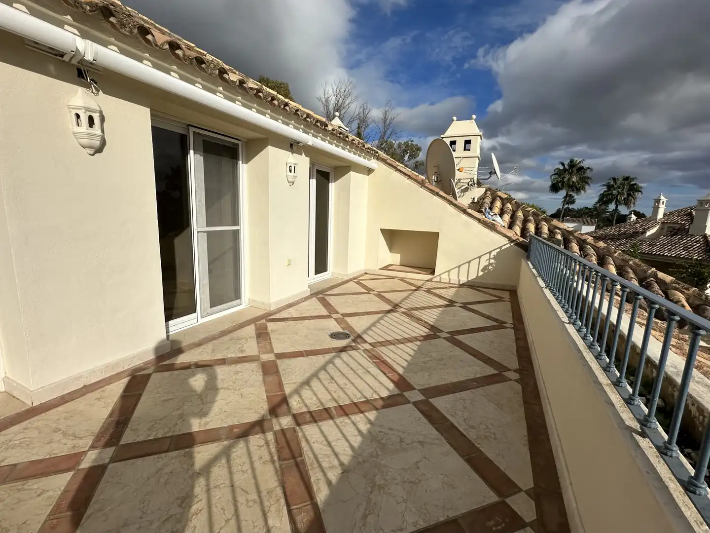 Penthouse with pool for sale in Nueva Andalucía, imagen 25
