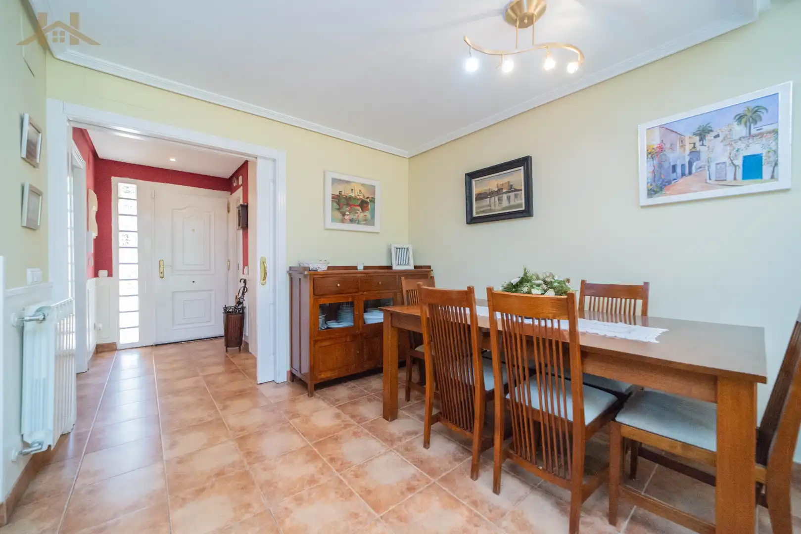 Esszimmer von Einfamilien-Reihenhaus zum Verkauf in Boadilla del Monte mit Heizung, Privatgarten und Abstellraum