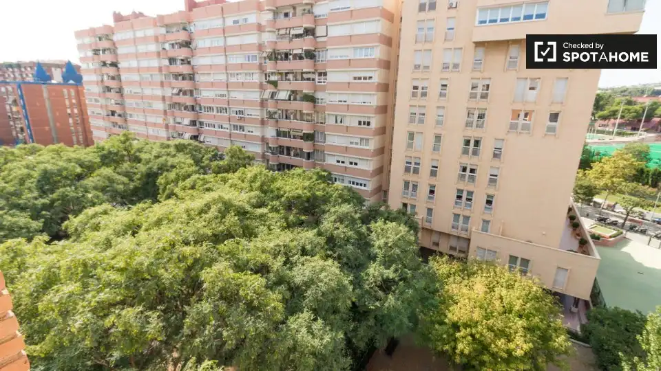 Habitació a La Maternitat i Sant Ramon