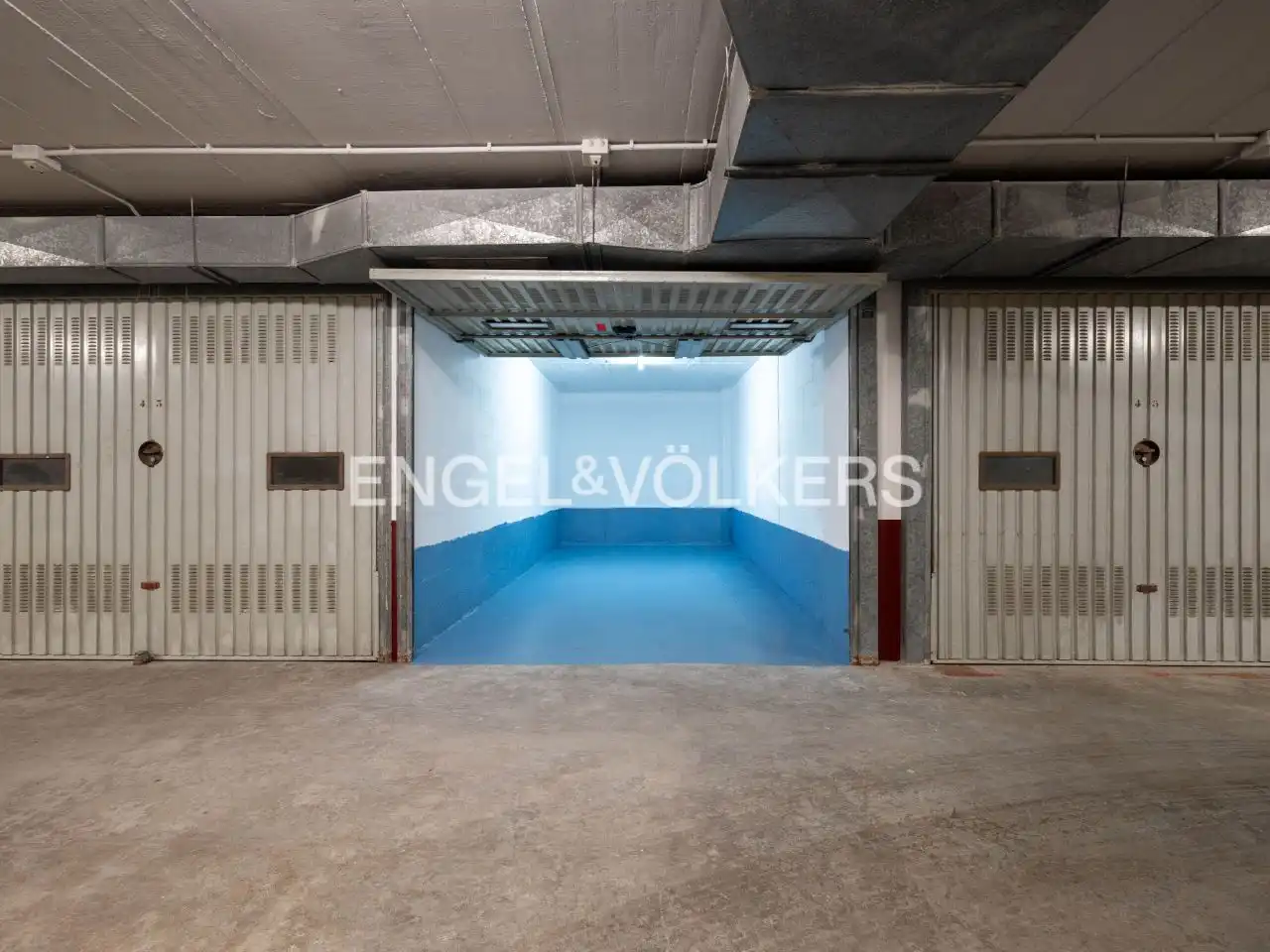 Garage zum Verkauf in Donostia - San Sebastián 