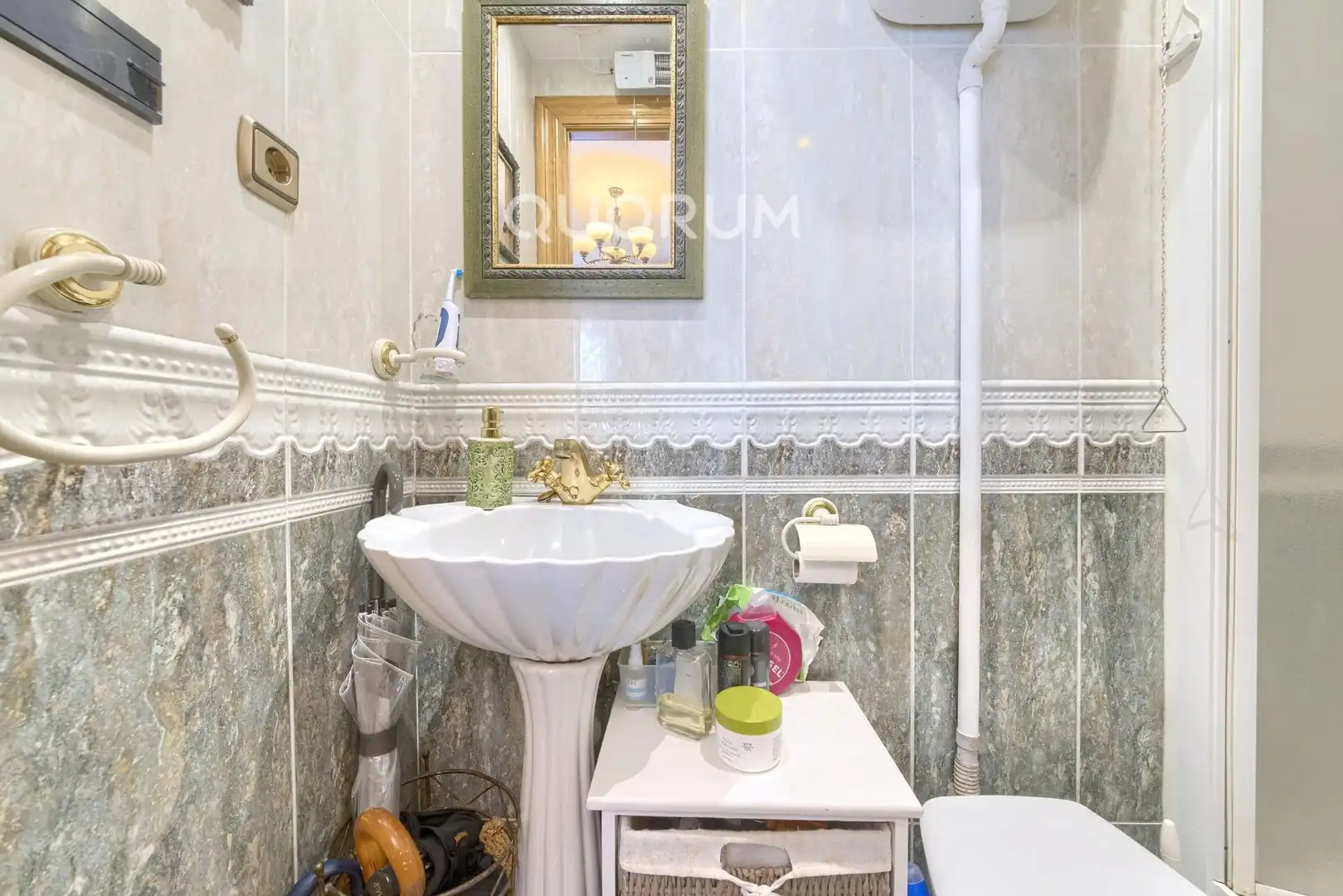 Bathroom of Flat for sale in Basauri   with Heating and Balcony