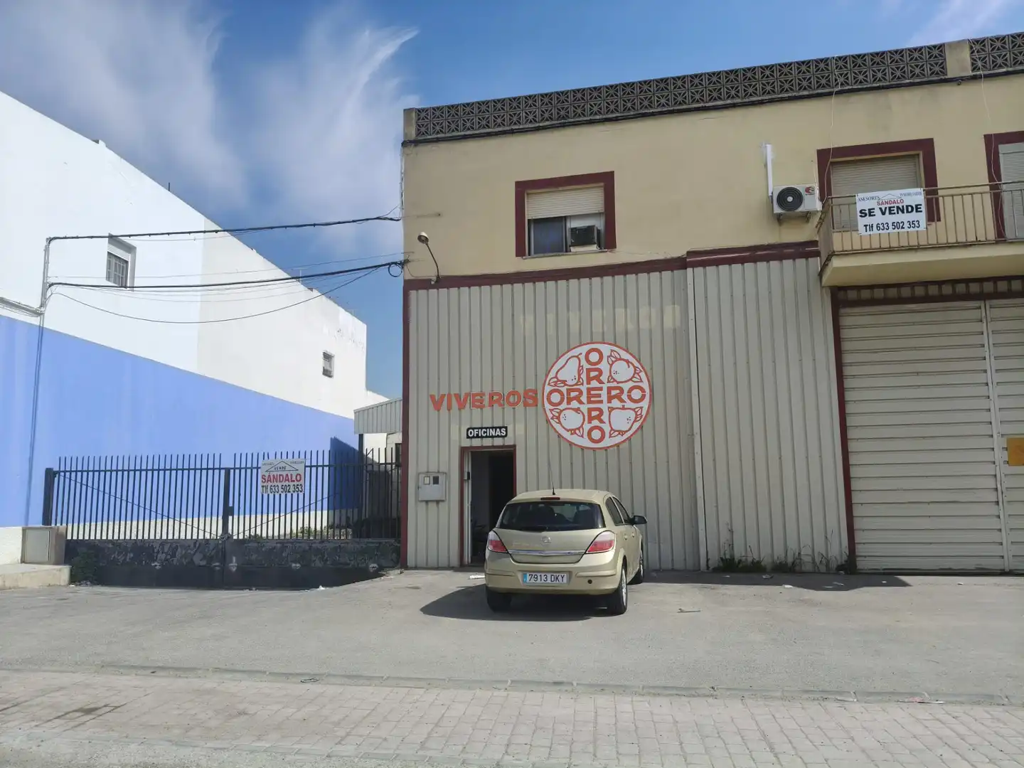 Nau industrial en venda a Avenida de Brenes 7, imagen 4