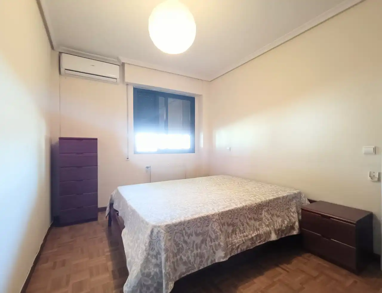 Habitación de Piso de alquiler en Madrid con Aire acondicionado, Calefacción y Parquet