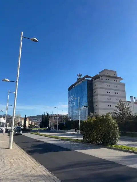 Außenansicht von Wohnung zur Miete in Granada mit Klimaanlage, Heizung und Möbliert