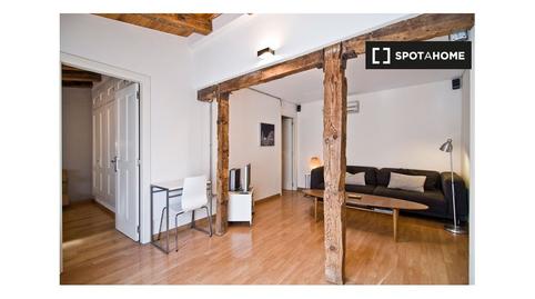 Foto 3 de Piso de alquiler en Sol,  Madrid Capital