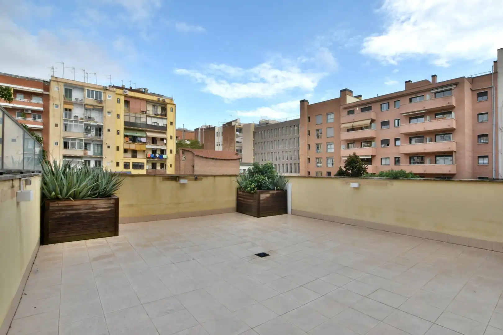 Terraza de Piso en venta en Barcelona con Parquet, Terraza y Balcón