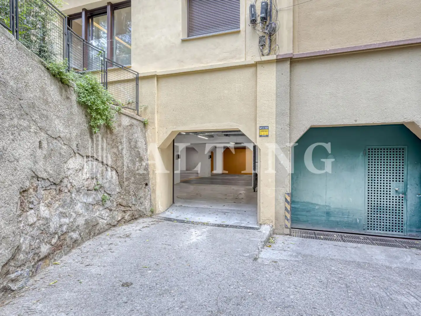 Exterior view of Garage for sale in Barcelona
