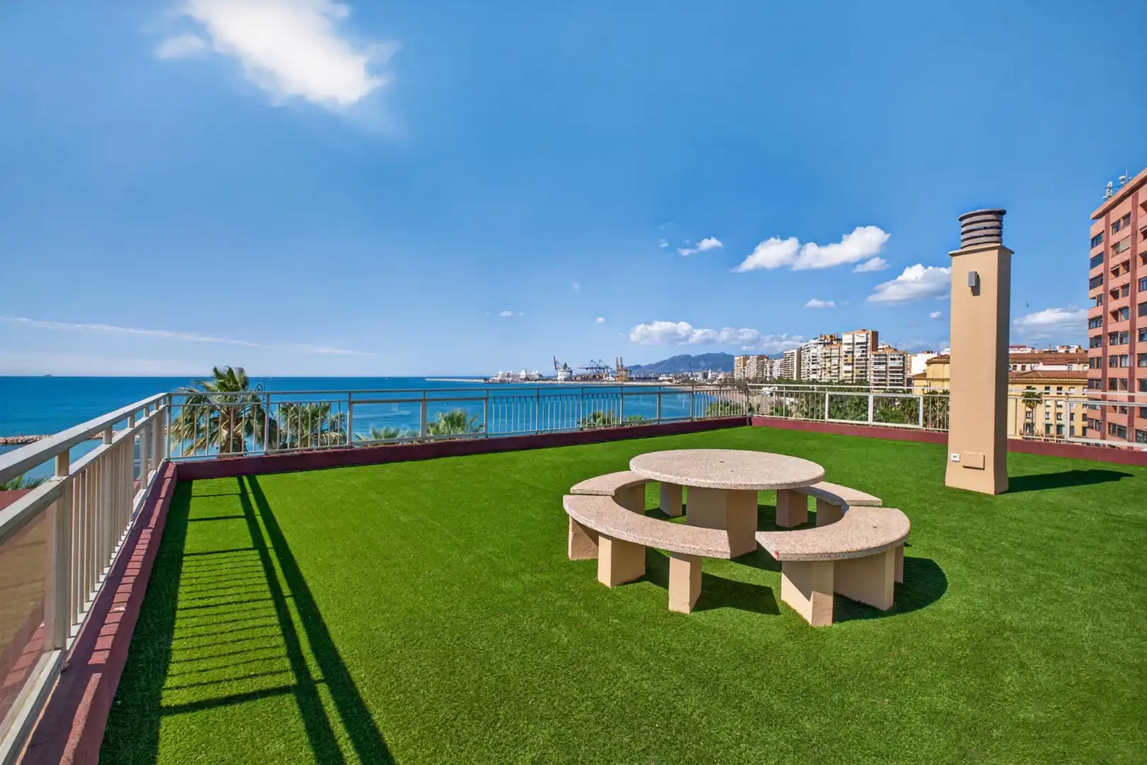 Terraza de Ático en venta en Málaga con Aire acondicionado, Terraza y Piscina