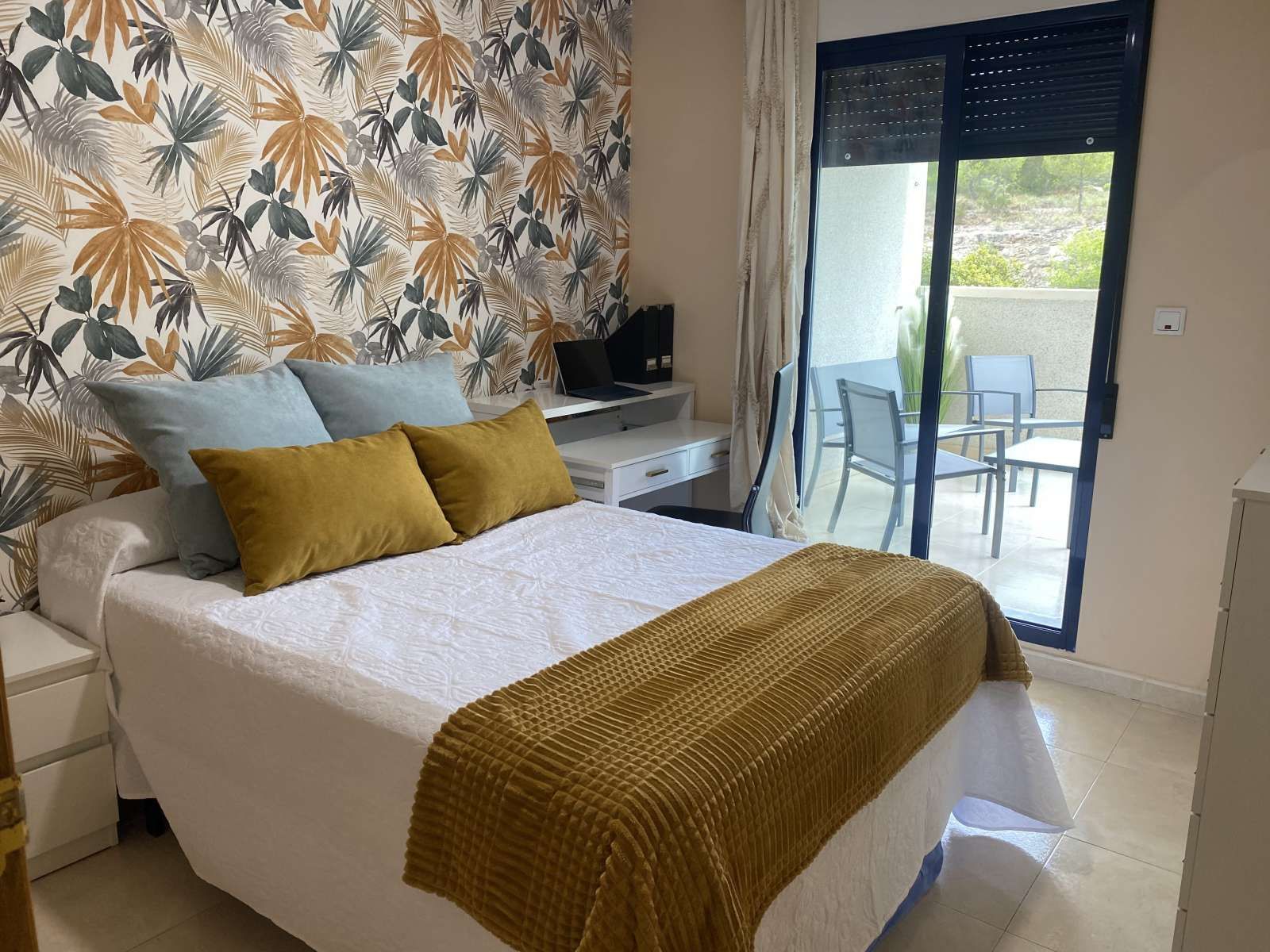 Habitación de Apartamento para compartir en Villajoyosa / La Vila Joiosa con Aire acondicionado y Terraza