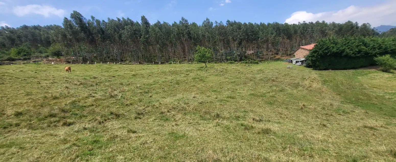 Casa o chalet en venta en Los Corrales de Buelna  con Jardín privado