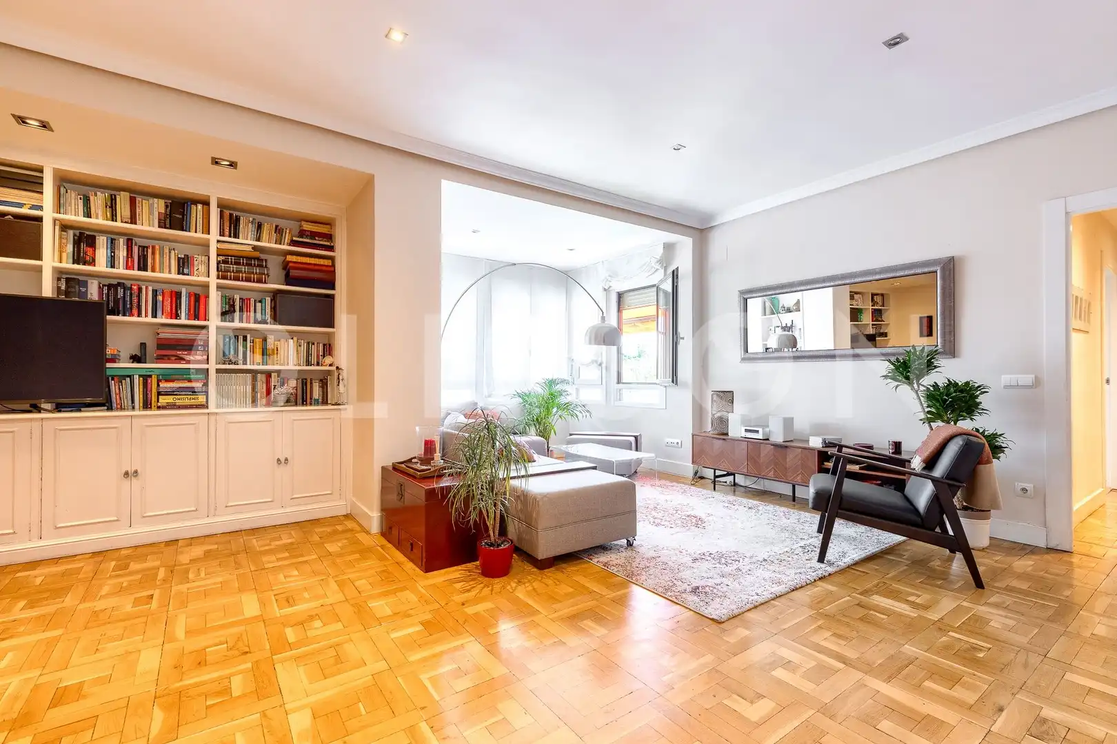 Sala de estar de Piso en venta en  Madrid Capital con Aire acondicionado, Calefacción y Trastero