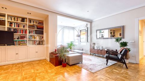 Foto 3 de Piso en venta en Hispanoamérica - Bernabéu, Madrid Capital