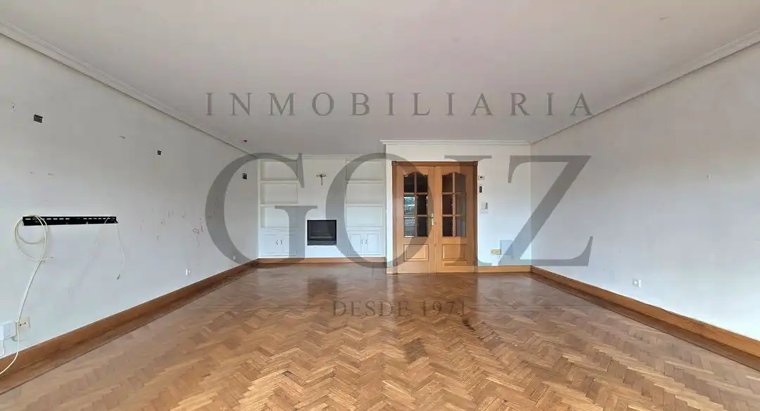 Sala de estar de Casa adosada en venta en Donostia - San Sebastián  con Calefacción, Terraza y Trastero