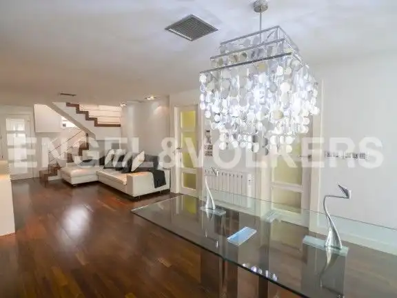 Ático en venta en Calle General Primo de Rivera, 8, Barrio del Centro